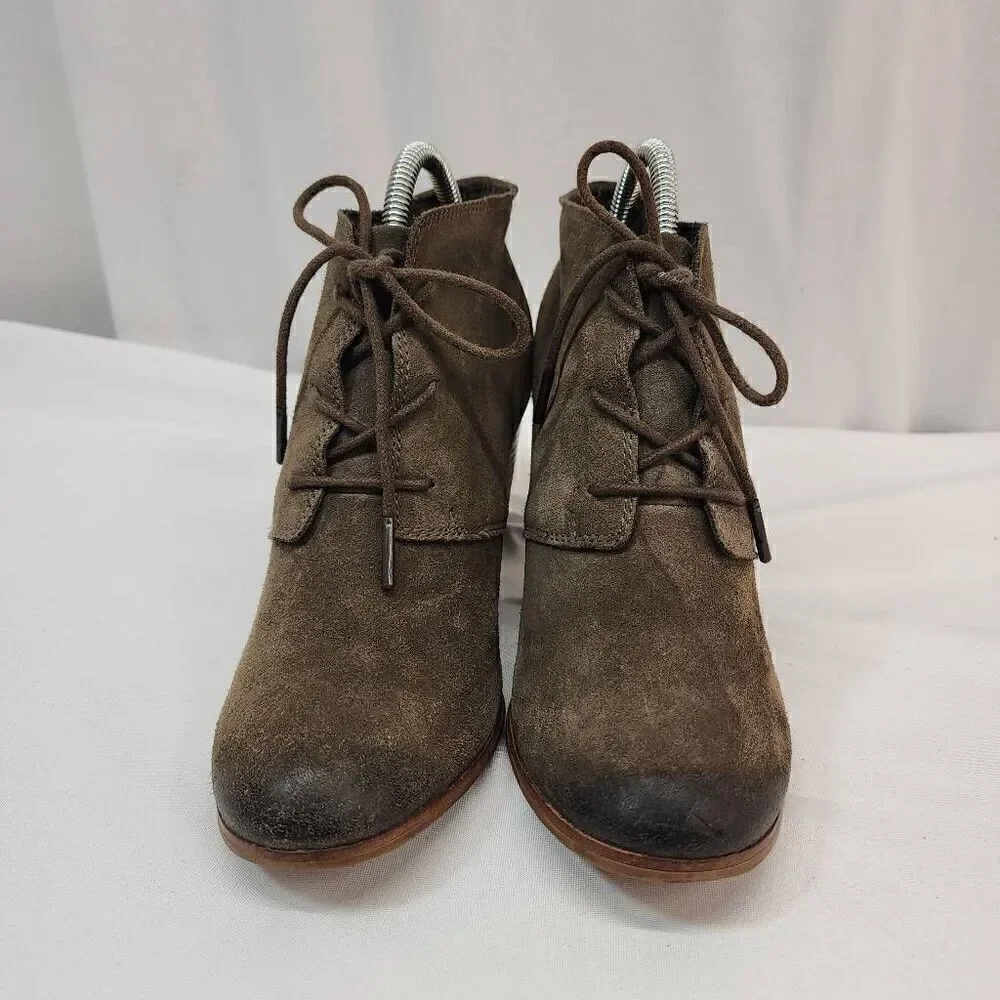Toms Size 9 Lunata Tarmac Gray Suede Lace-Up Distressed High Heel Boots shoes Wo